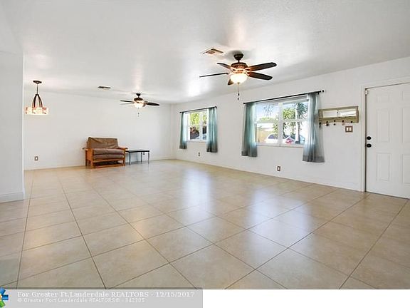 5th image of 2670 NE 21st St