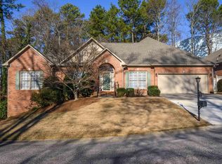 681 Village Crest Cir, Birmingham, AL 35226