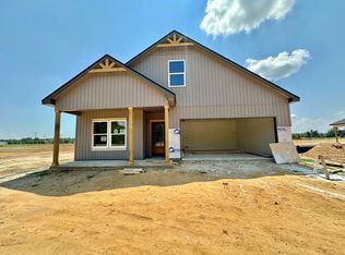 1961 Silcox Rd, Ashford, AL 36312