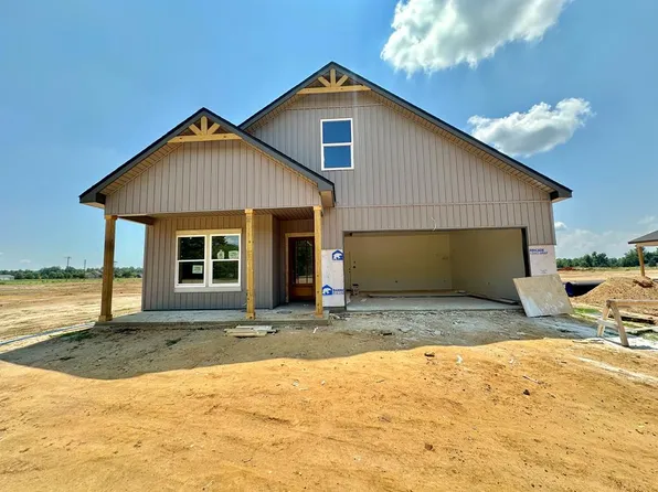 1961 Silcox Rd, Ashford, AL 36312