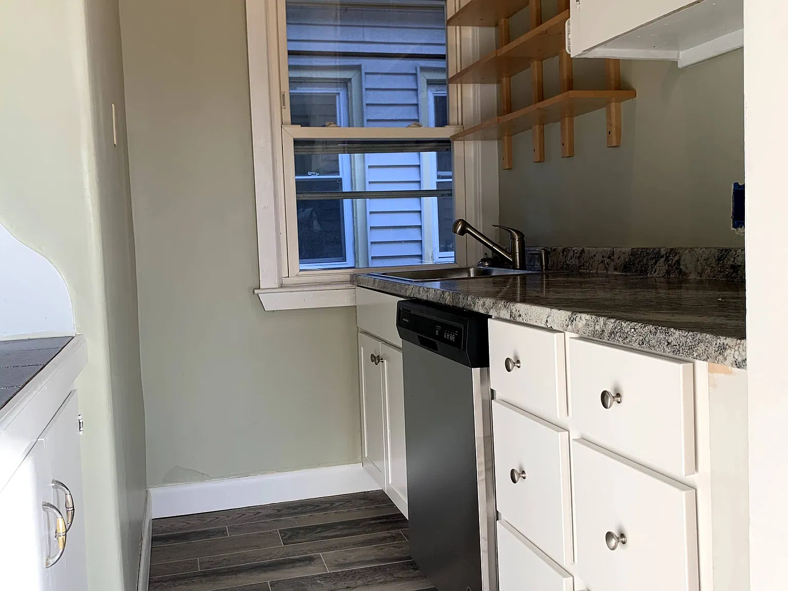 3 bed, 1700 sqft, $2,212 — Photo 4