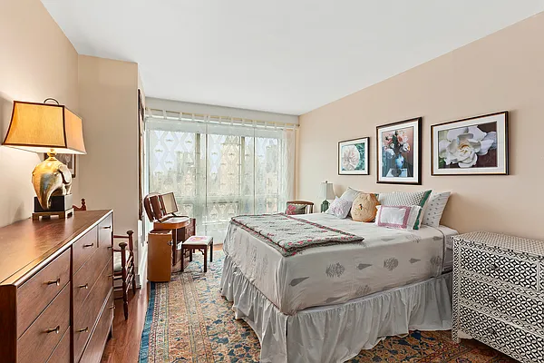 Rented by Compass | media 2