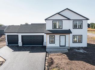 1747 E Kyle Cir, Beloit, WI 53511