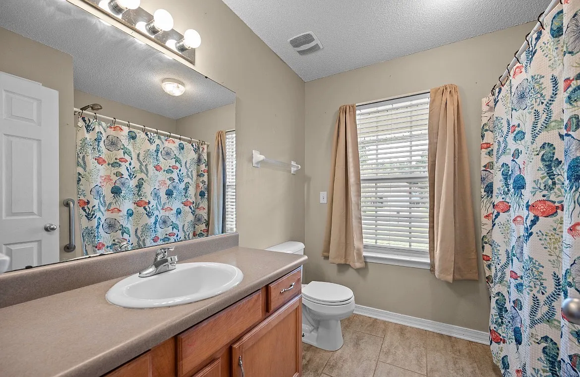 3 bed, 1440 sqft, $950 — Photo 3