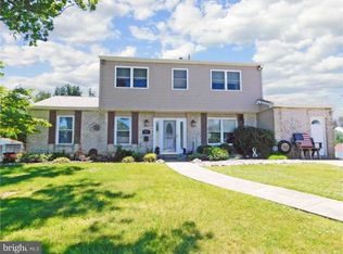 791 Lingo Dr, Warminster, PA 18974