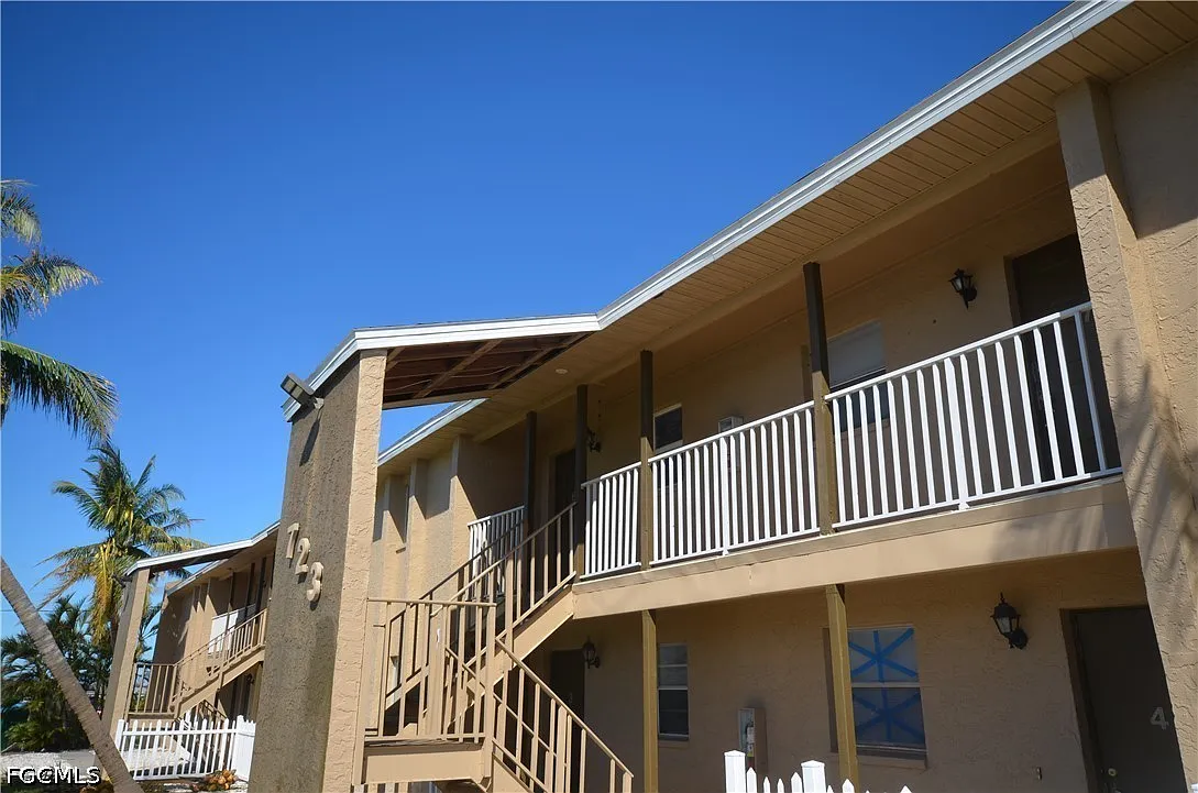2 bed, 2.0 bath, 950 sqft, $1,400 — Photo 3