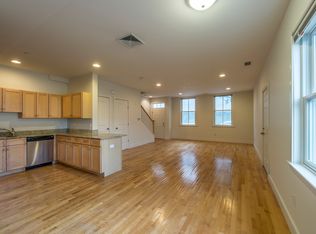 Charles Passage, Cambridge, MA 02141