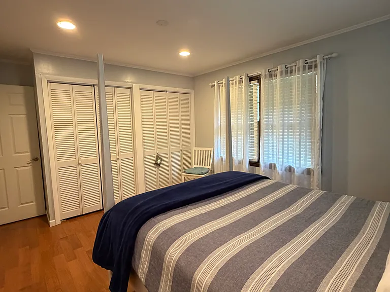 8712 Green Level Church Rd — Photo 22
