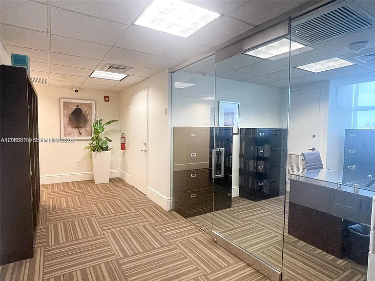 650 West Ave #1408 — Photo 45