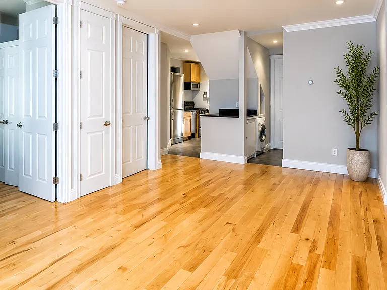 40 Avenue B #3 — Photo 1