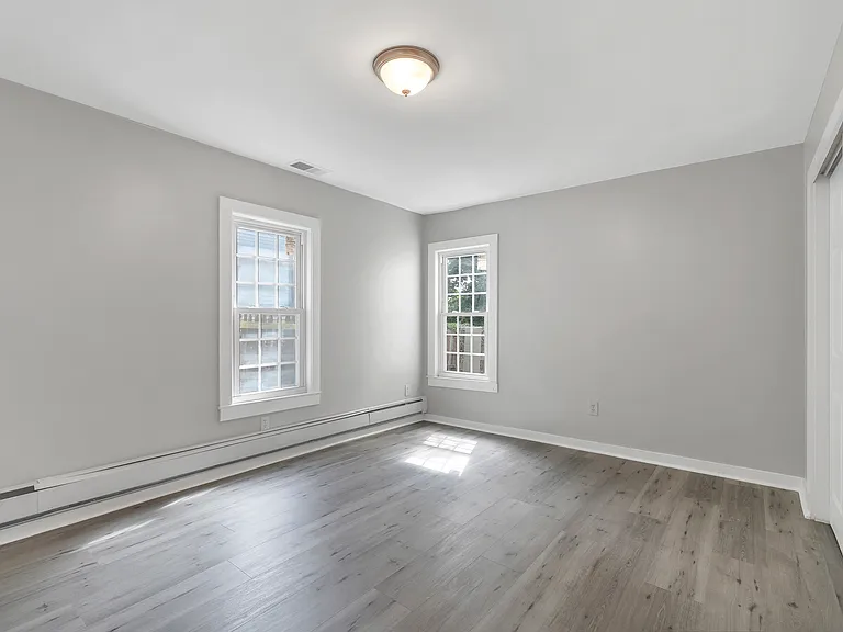 102 Wawayanda Ave #1 — Photo 4