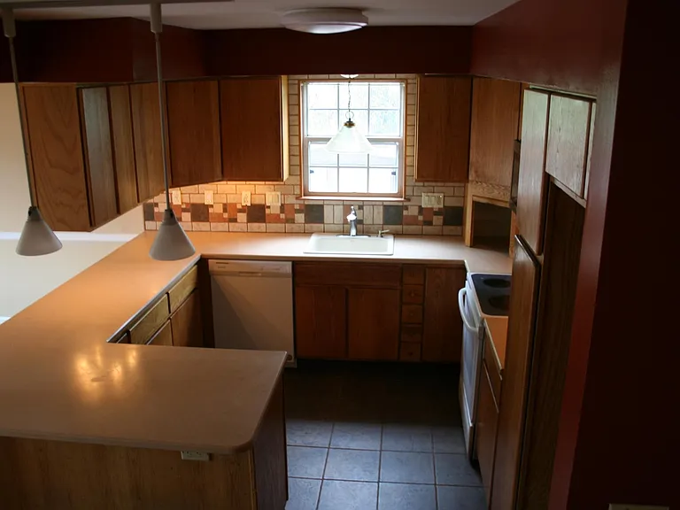 208 Prospect Ave — Photo 20