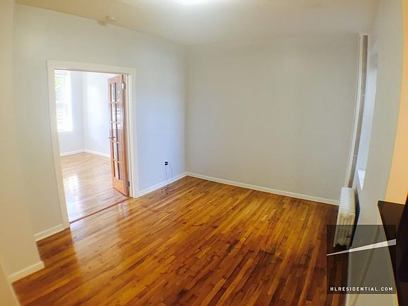 3rd image of 429 27th Ave APT 1F