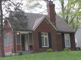 5440 Ash St, Roeland Park, KS 66205