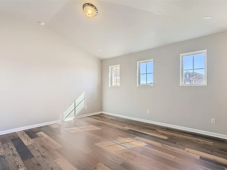 1505 Everts St — Photo 22
