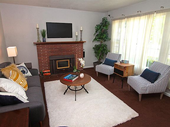 2nd image of 5905 Laurine Way