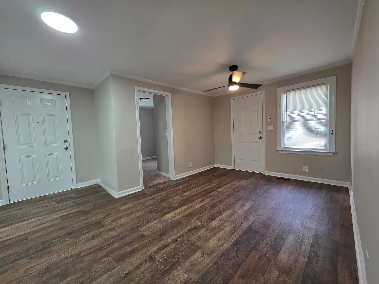 104 Archdale Dr — Photo 4