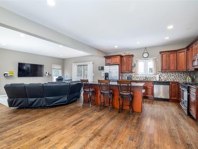 195 Howard Avenue, Copiague, NY, 11726