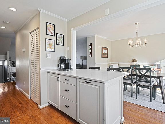 4th image of 9333 Hines Estates Dr