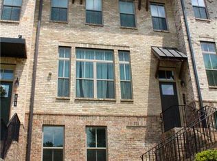 613 Harrington Hls, Decatur, GA 30032