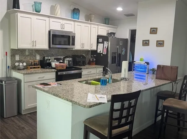 1046 Saturn Ct, Labelle, FL 33935