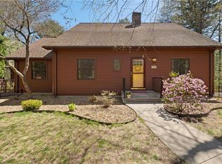 29 Howard Ave, Scituate, RI 02831