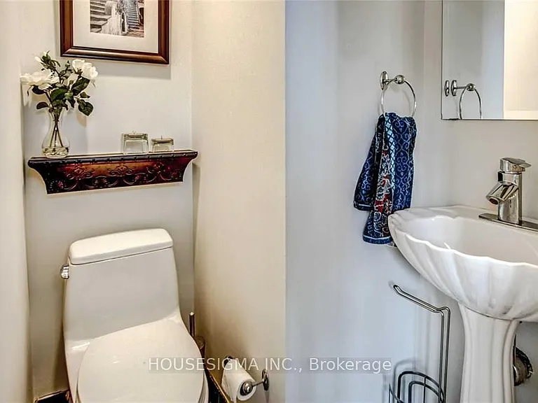 116 Cranbrooke Ave #MAIN — Photo 4