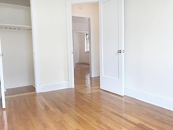 5th image of 72 Barrow St APT 4S