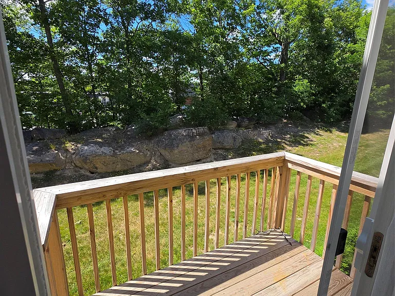 31 Pinto Rd W — Photo 8
