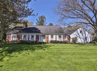 55 Whitestone Ln, Rochester, NY 14618