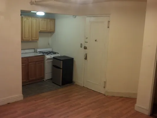 Rented by Elite NY Holdings | media 16