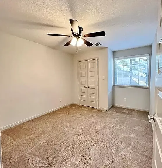 4334 W Plum St — Photo 15