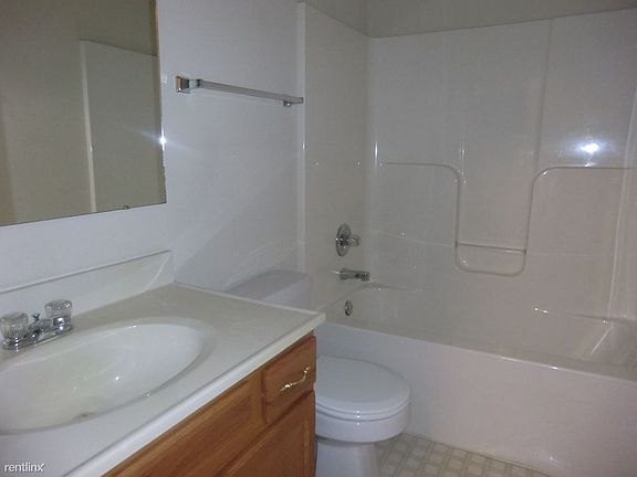 Williams 1152 A Full Bathroom (2)