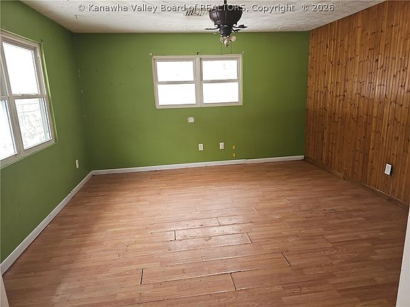 3rd image of 234 Daystar Rd