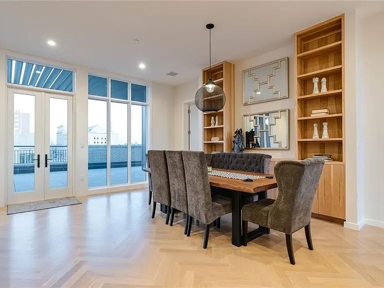 701 N Hudson Ave #500 — Photo 12