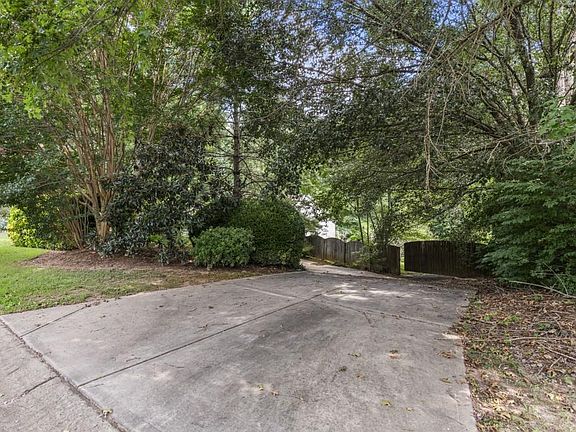 5th image of 22 Maddox Rd SE