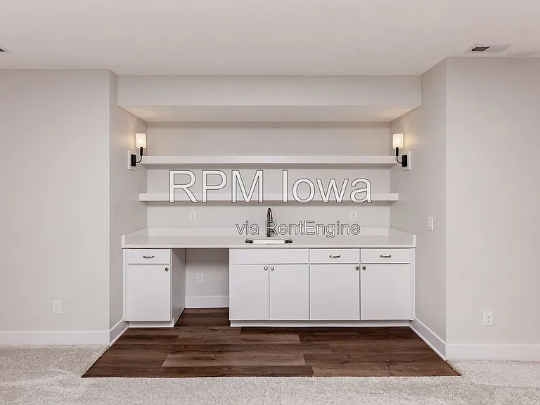 5901 NE Sherman Dr — Photo 21