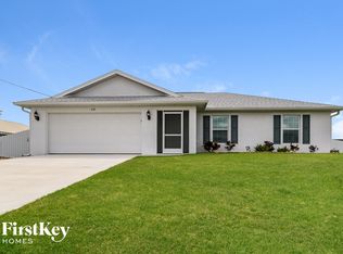 410 NW 21st Ter, Cape Coral, FL 33993
