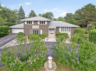 11943 Pine Ave, Lemont, IL 60439