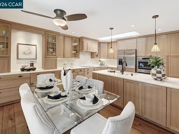 2893 Ptarmigan Dr APT 1, Walnut Creek, CA 94595
