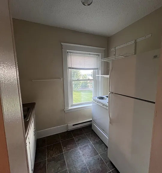 4373 Braddock Ave NE #6 — Photo 1
