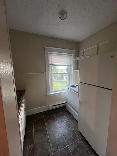 4373 Braddock Ave NE #6 Photo 1