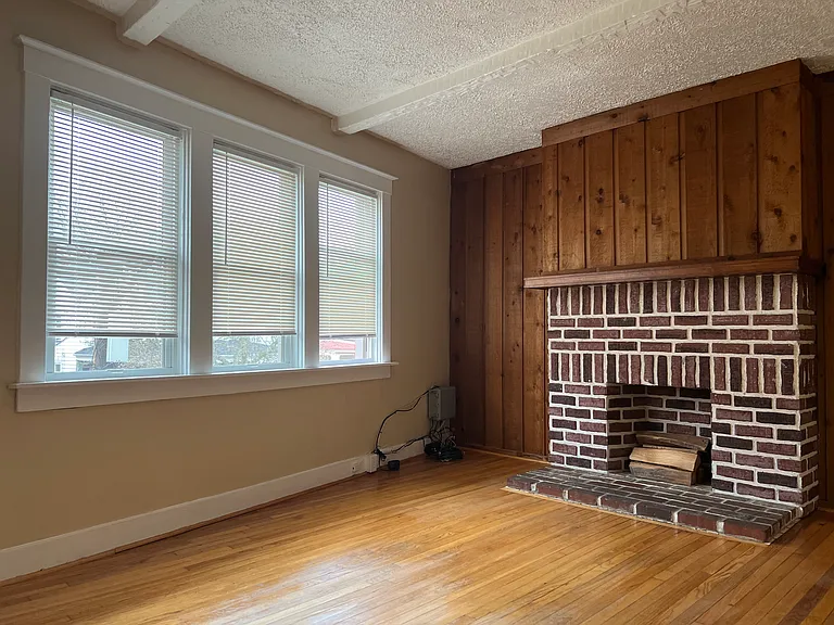 2904 Espy Ave #3 — Photo 6