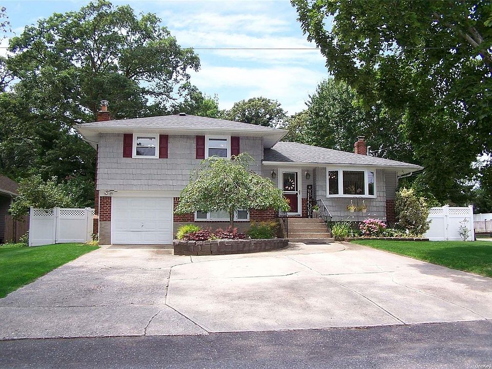 1st image of 98 N Evergreen Drive
