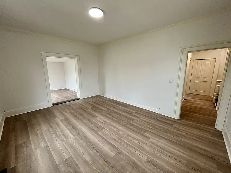 500 Ridge St — Photo 4