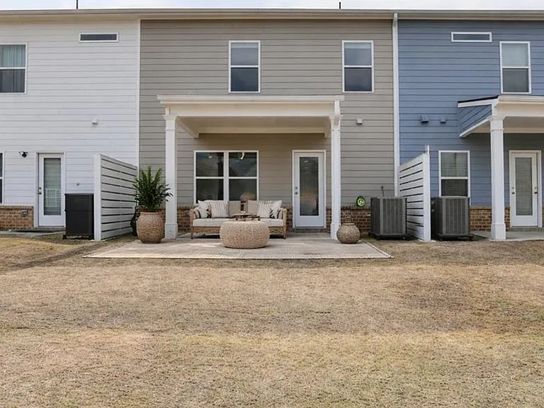 1123 Chastain Dr — Photo 20
