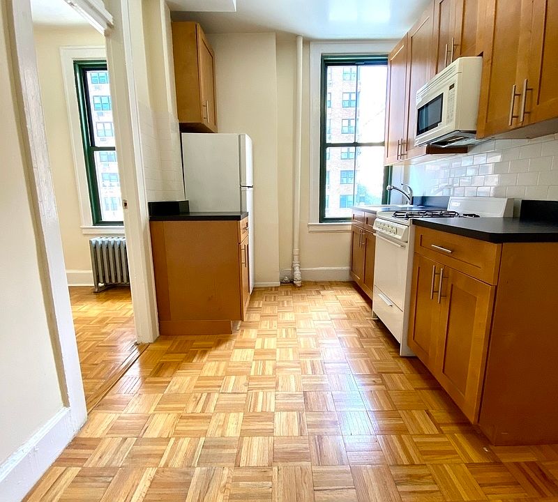 1st image of 502 E 79th St APT 3B