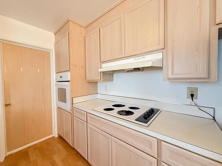 5436 Fresno Ave — Photo 10