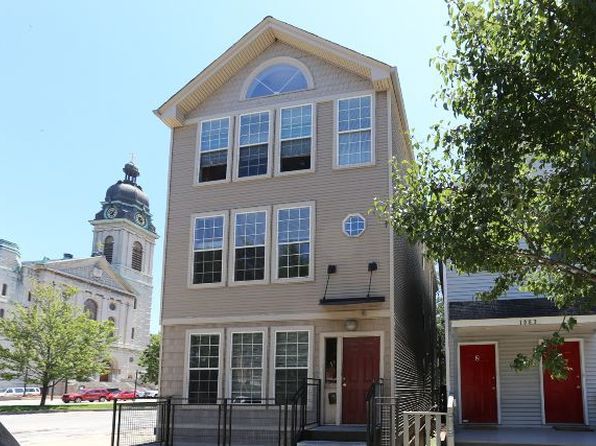 1059 W Fry St #2