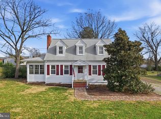 13411 Woodbridge St, Woodbridge, VA 22191